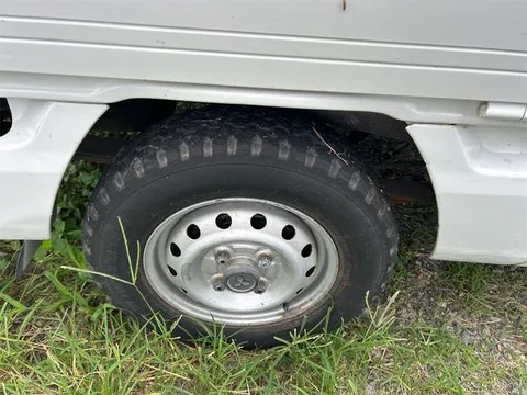 Mitsubishi Minicab Truck