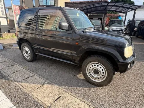 Mitsubishi Pajero Mini