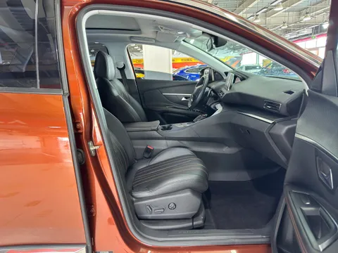 Peugeot 4008