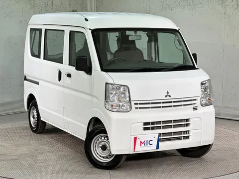 Mitsubishi Minicab Van