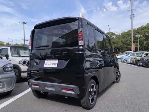 Mitsubishi Delica Mini