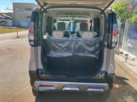 Mitsubishi Delica Mini