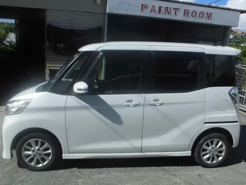 Nissan Dayz Roox