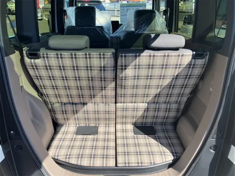 Honda N-BOX Joy