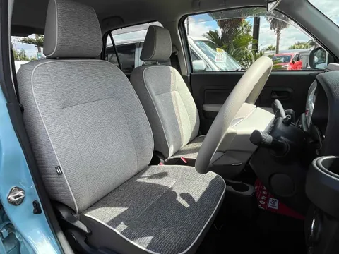 Daihatsu Mira Tocot