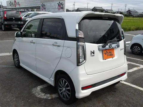 Honda N-WGN Custom