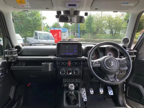 Suzuki Jimny Sierra