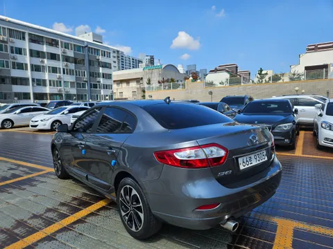 Renault SM3