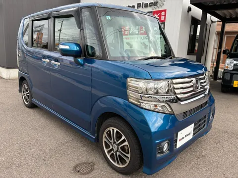 Honda N-BOX Custom