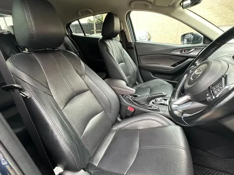 Mazda Axela Sport