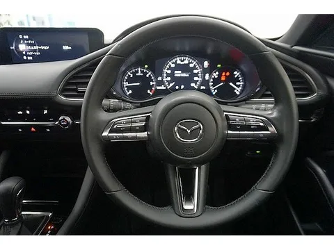 Mazda MAZDA3 Fastback