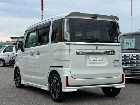 Suzuki Spacia Custom