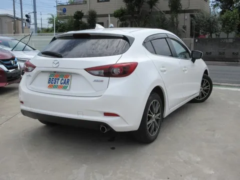 Mazda Axela Sport