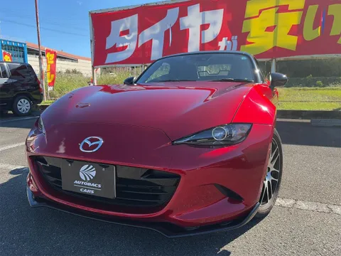 Mazda MX-5 (Roadster)