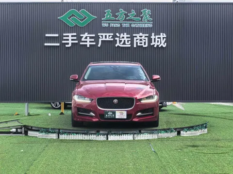 Jaguar XE