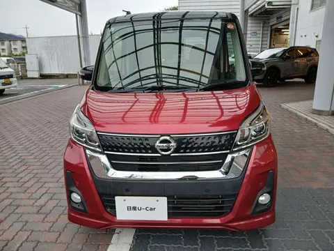 Nissan Dayz Roox