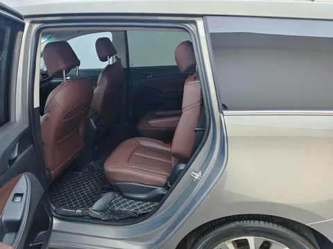Buick GL6