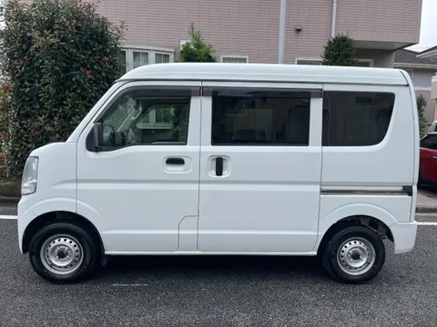 Nissan Clipper