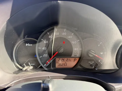 Toyota Yaris (Vitz)