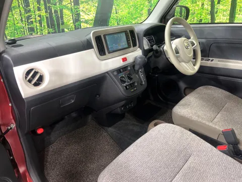 Daihatsu Mira Tocot