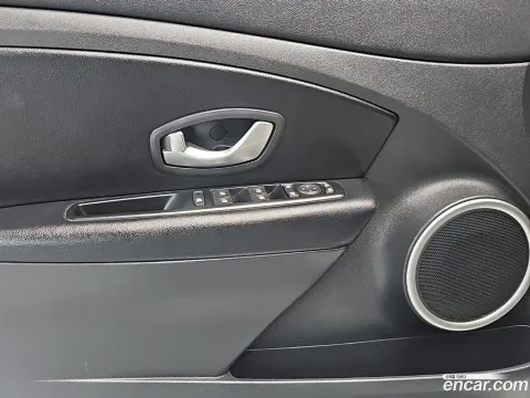 Renault SM3