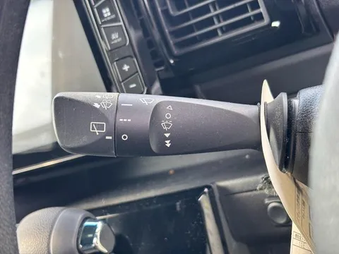 Toyota Pixis Mega