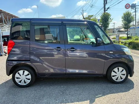 Mitsubishi eK Space