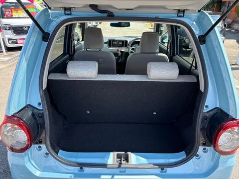 Daihatsu Mira Tocot