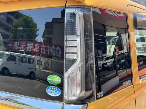 Suzuki Spacia Custom