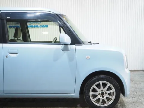 Toyota Pixis Space