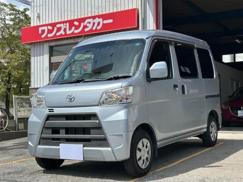 Toyota Pixis Van