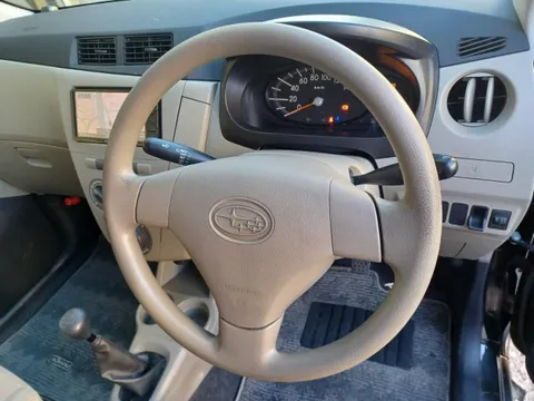 Subaru Pleo
