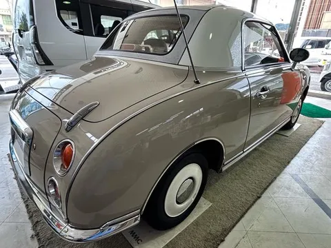 Nissan Figaro
