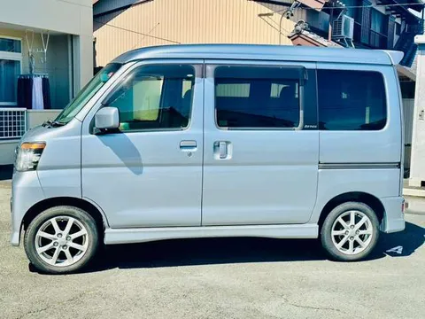 Daihatsu Atrai Wagon