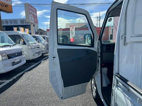 Mitsubishi Minicab Truck