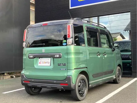 Suzuki Spacia Gear