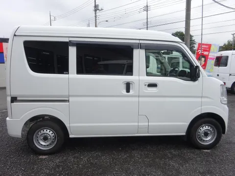 Nissan Clipper