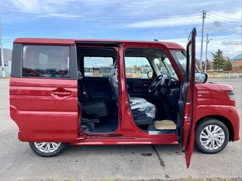 Suzuki Spacia Custom