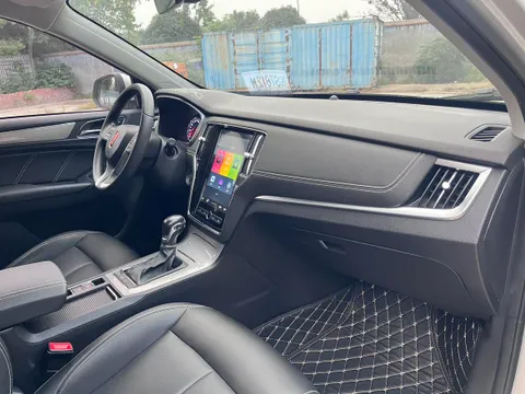 Roewe RX5