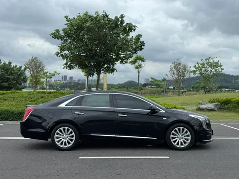 Cadillac XTS