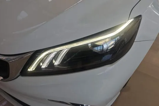 Geely Binray