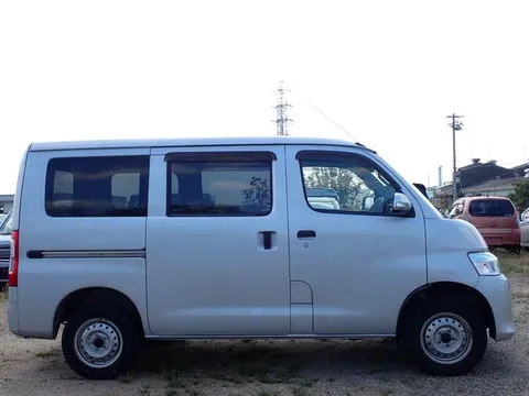 Toyota TownAce Van