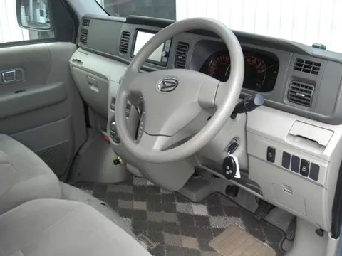 Daihatsu Atrai Wagon