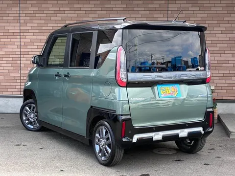 Mitsubishi Delica Mini