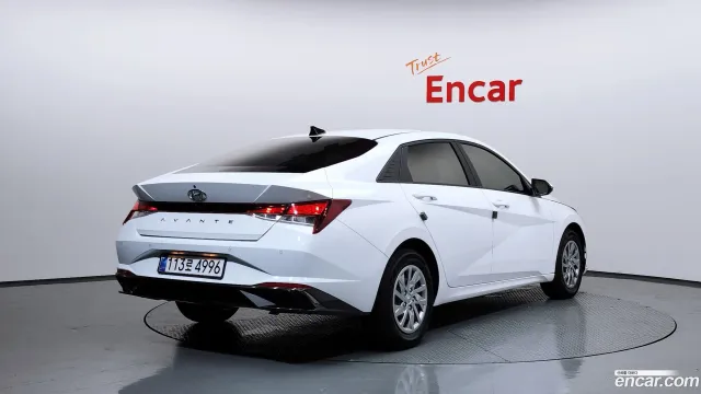 Hyundai Elantra (Avante)