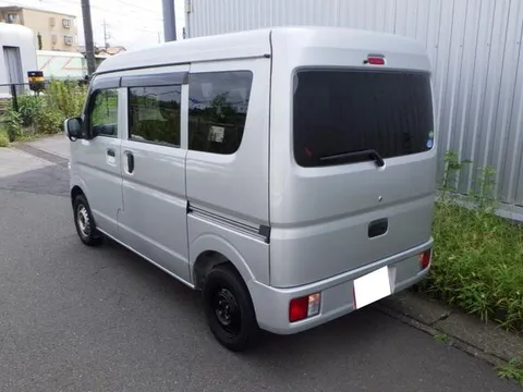 Nissan Clipper