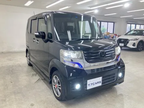 Honda N-BOX Custom