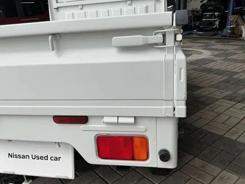 Nissan Clipper Truck
