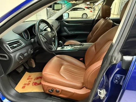 Maserati Ghibli