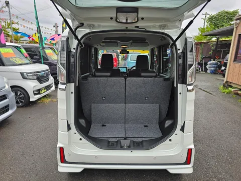 Suzuki Spacia Custom